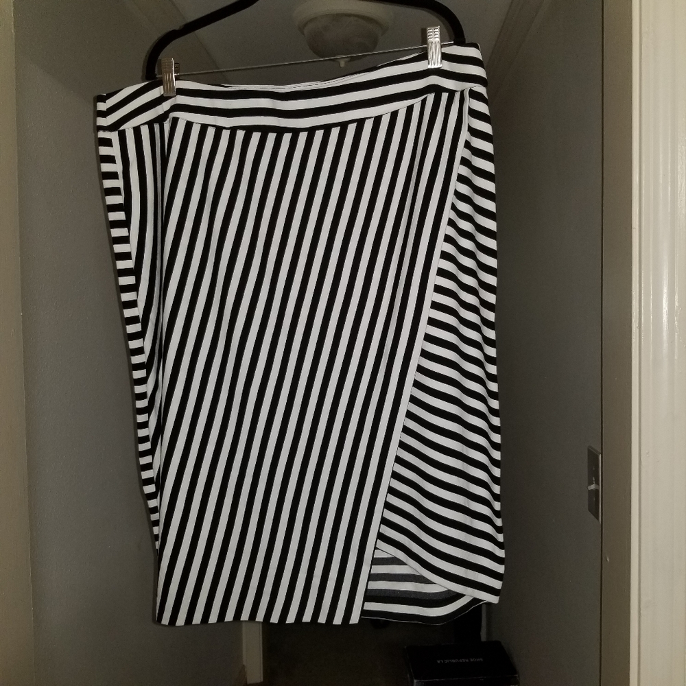 Cato Striped Asymmetrical Hem Skirt